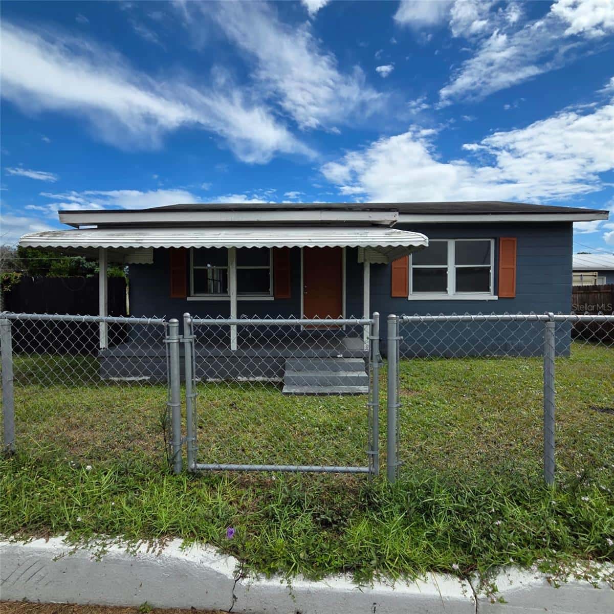 1206 CANAL STREET