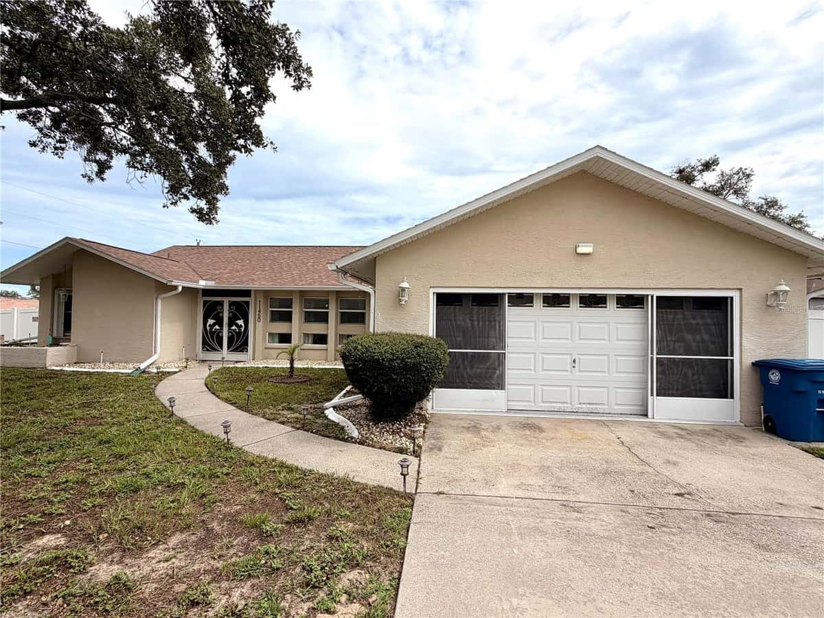 11450 LINDEN DRIVE