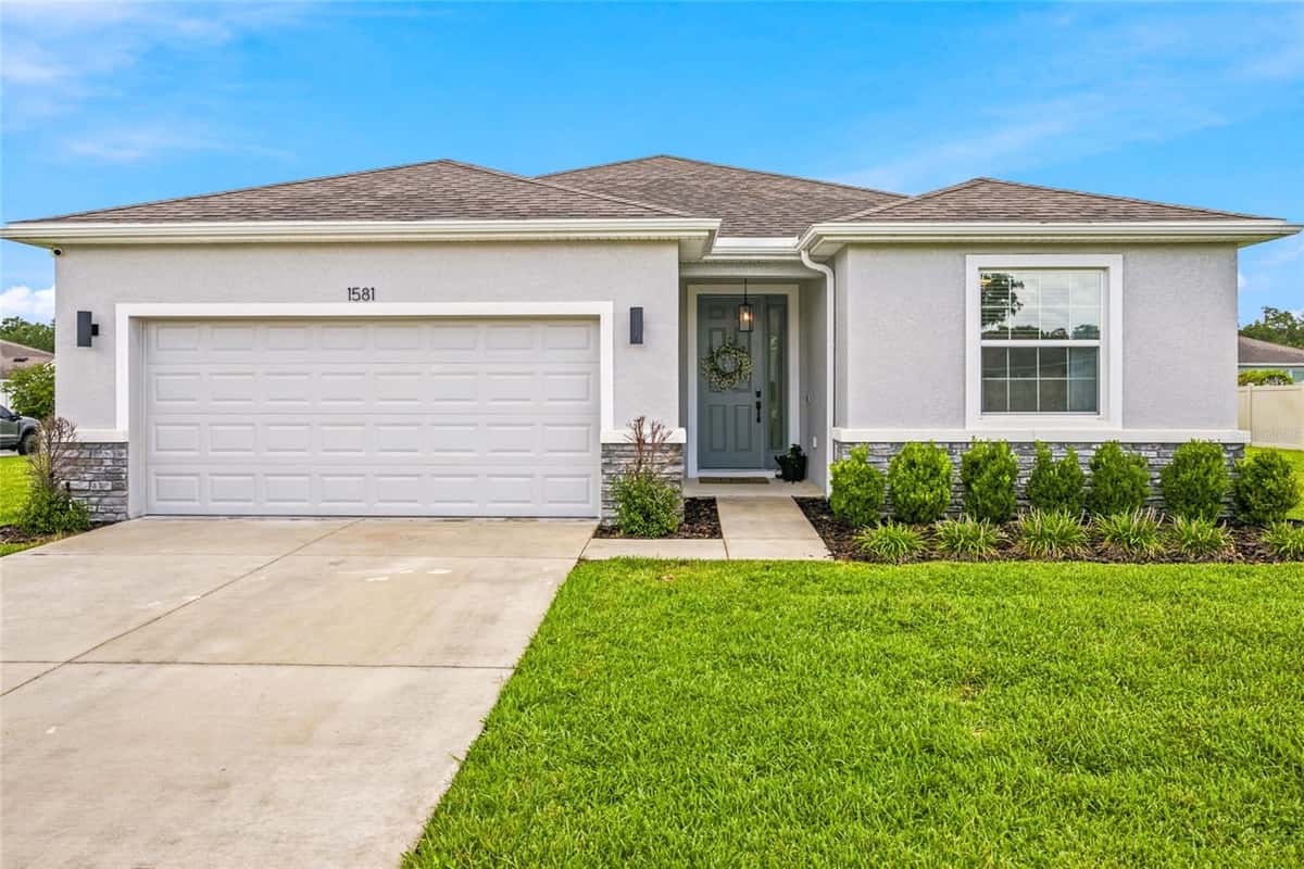 1581 50TH TERRACE