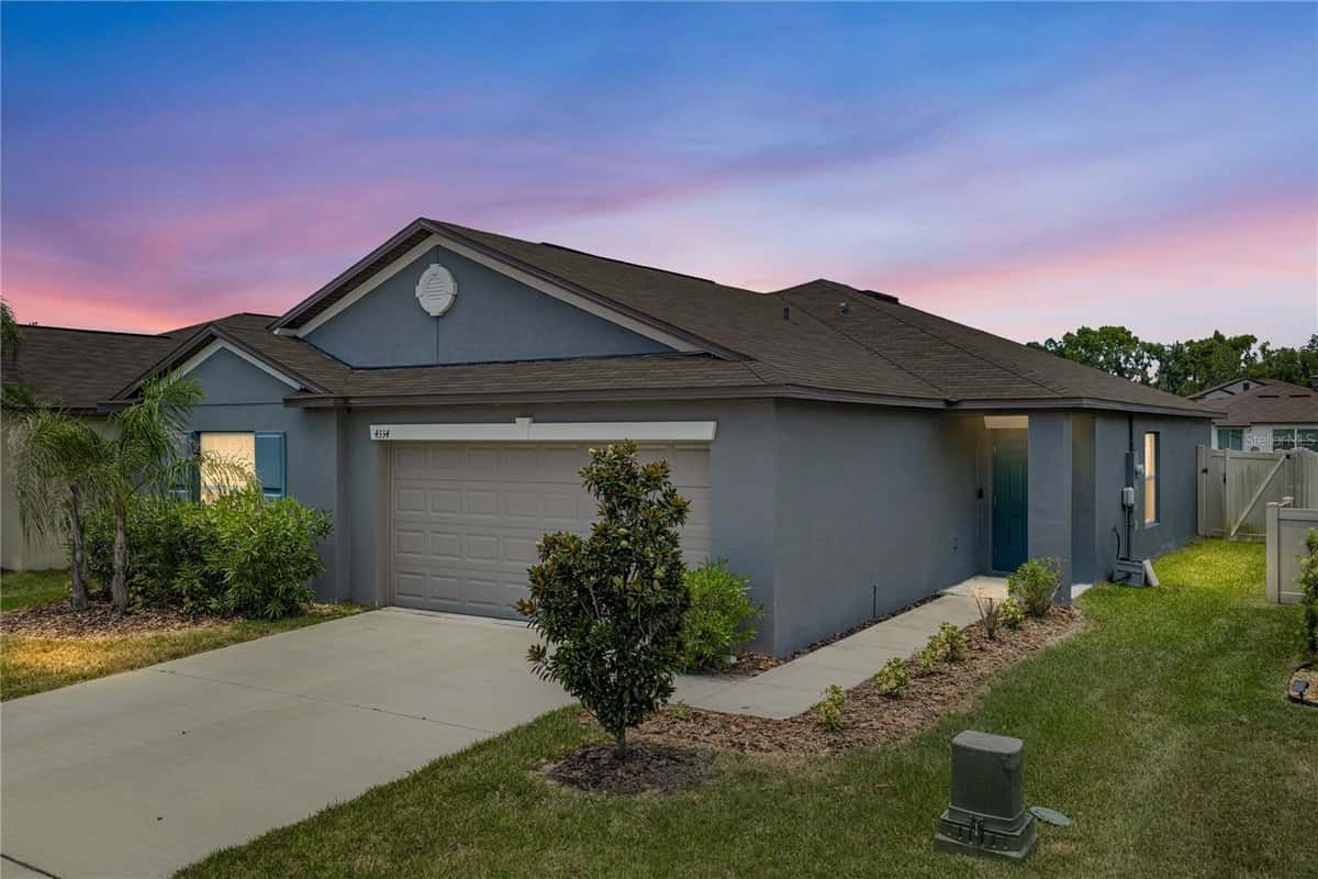 4334 TROTTERS WAY
