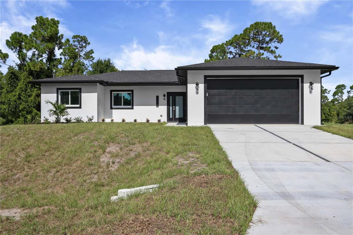 828 GENOA AVENUE