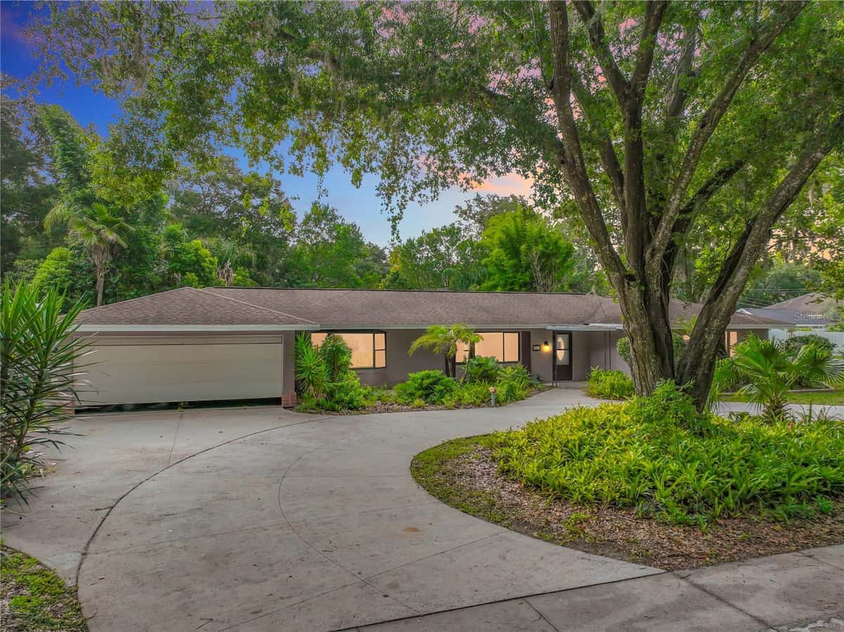 300 PINECREST ROAD