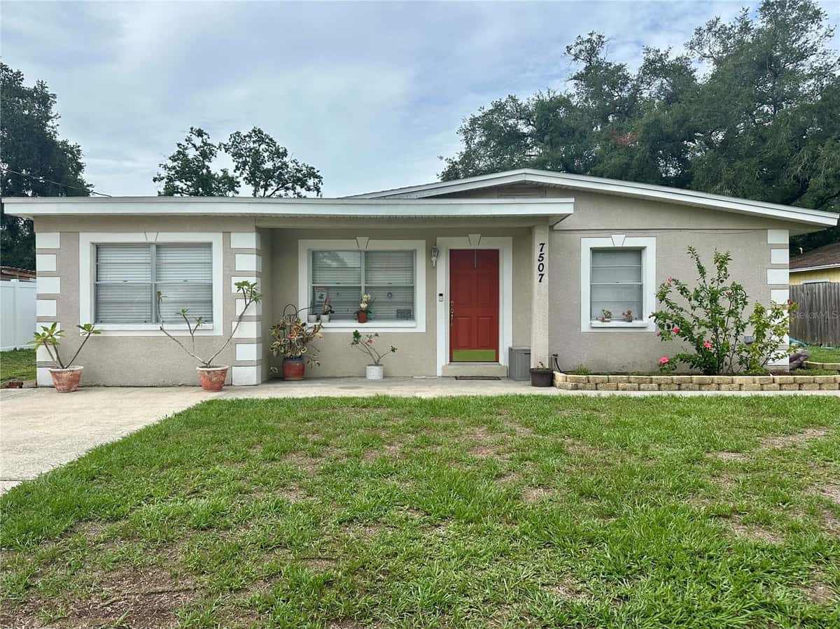7507 CORAL VINE LANE
