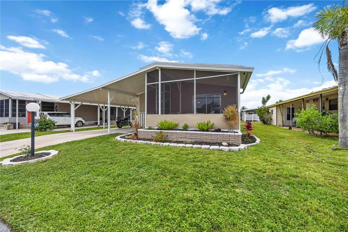 140 RAROTONGA WAY