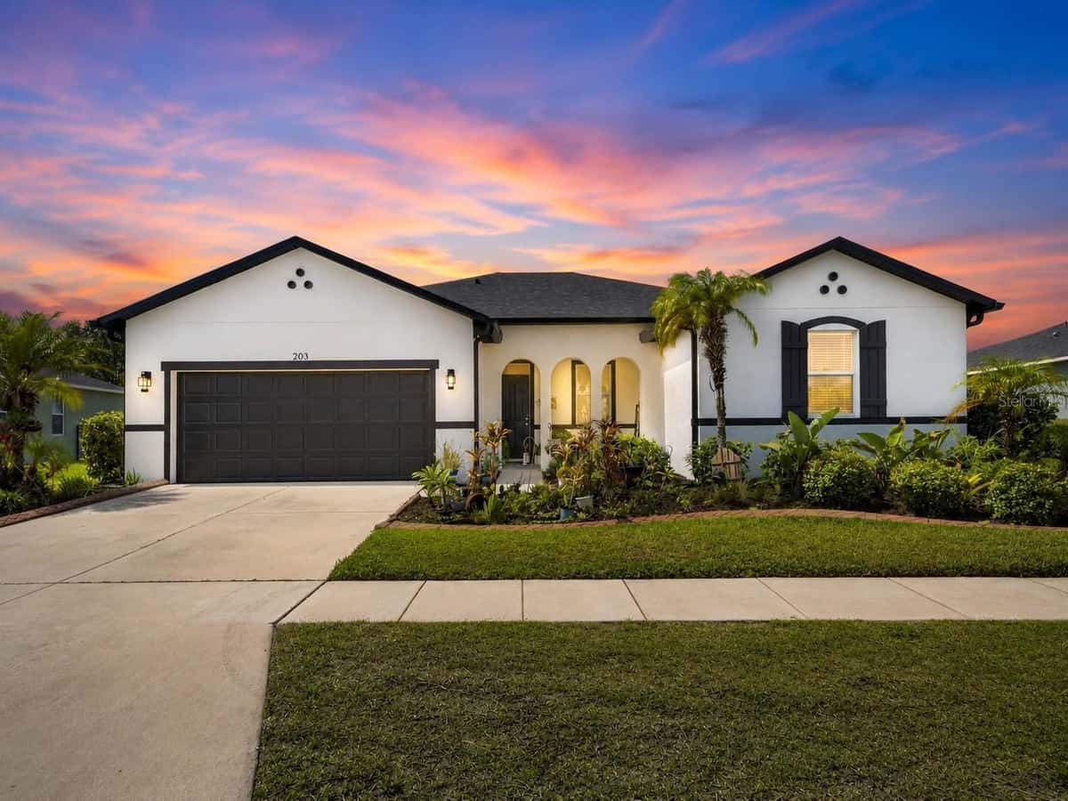 203 STAR SHELL DRIVE