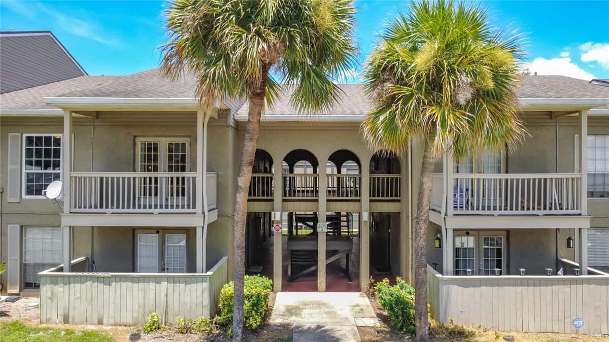 305 WYMORE ROAD