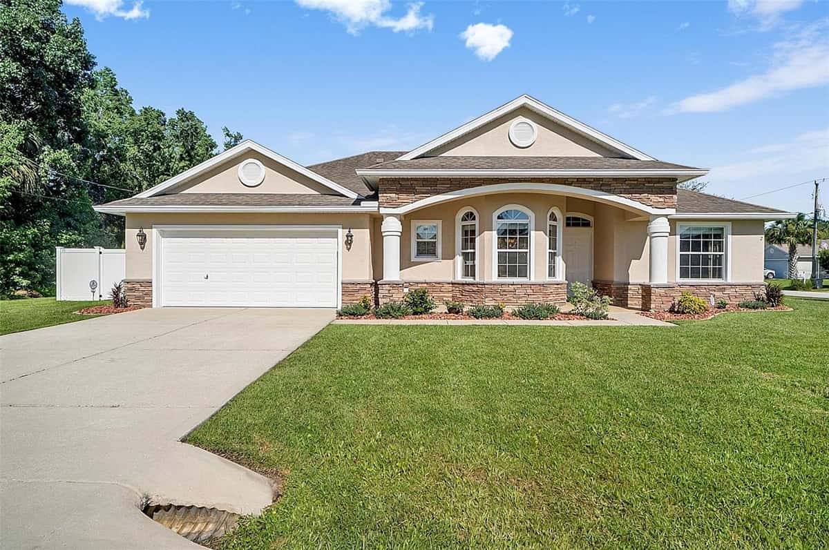 2 LYTTON LANE