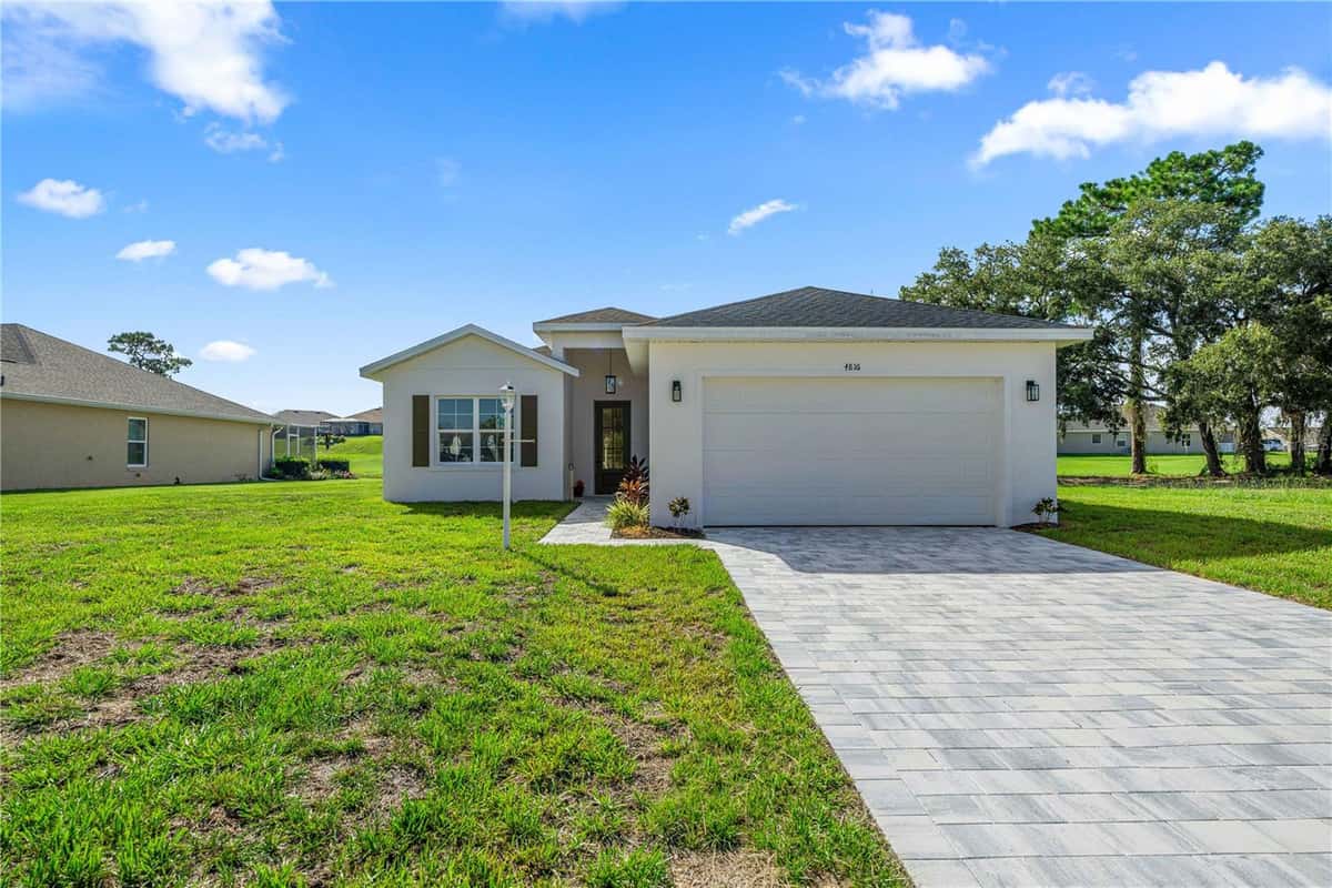 4816 CRESTLINE DRIVE