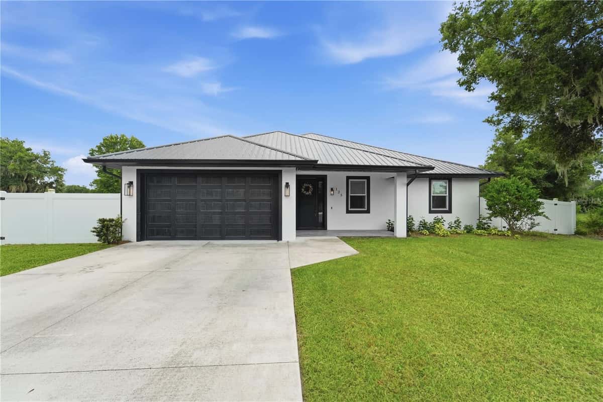 125 LONGWOOD DRIVE