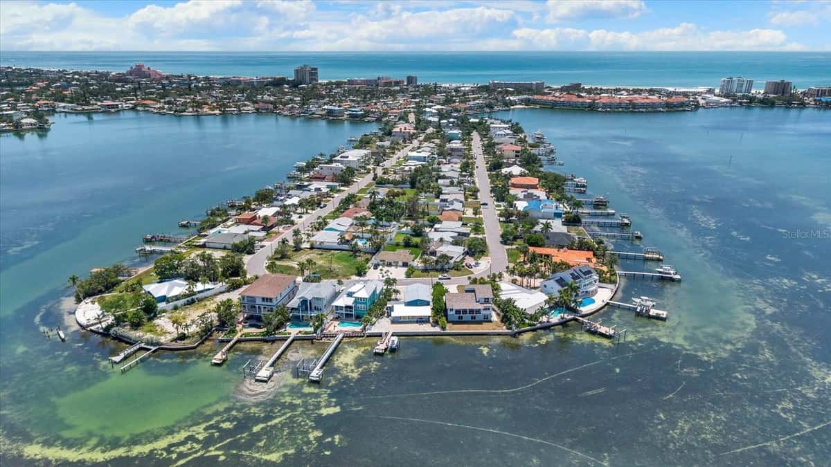 960 BOCA CIEGA ISLE DRIVE
