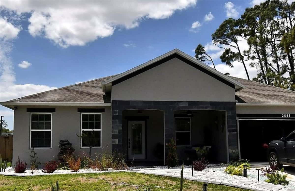 2595 HAGOPLAN LANE
