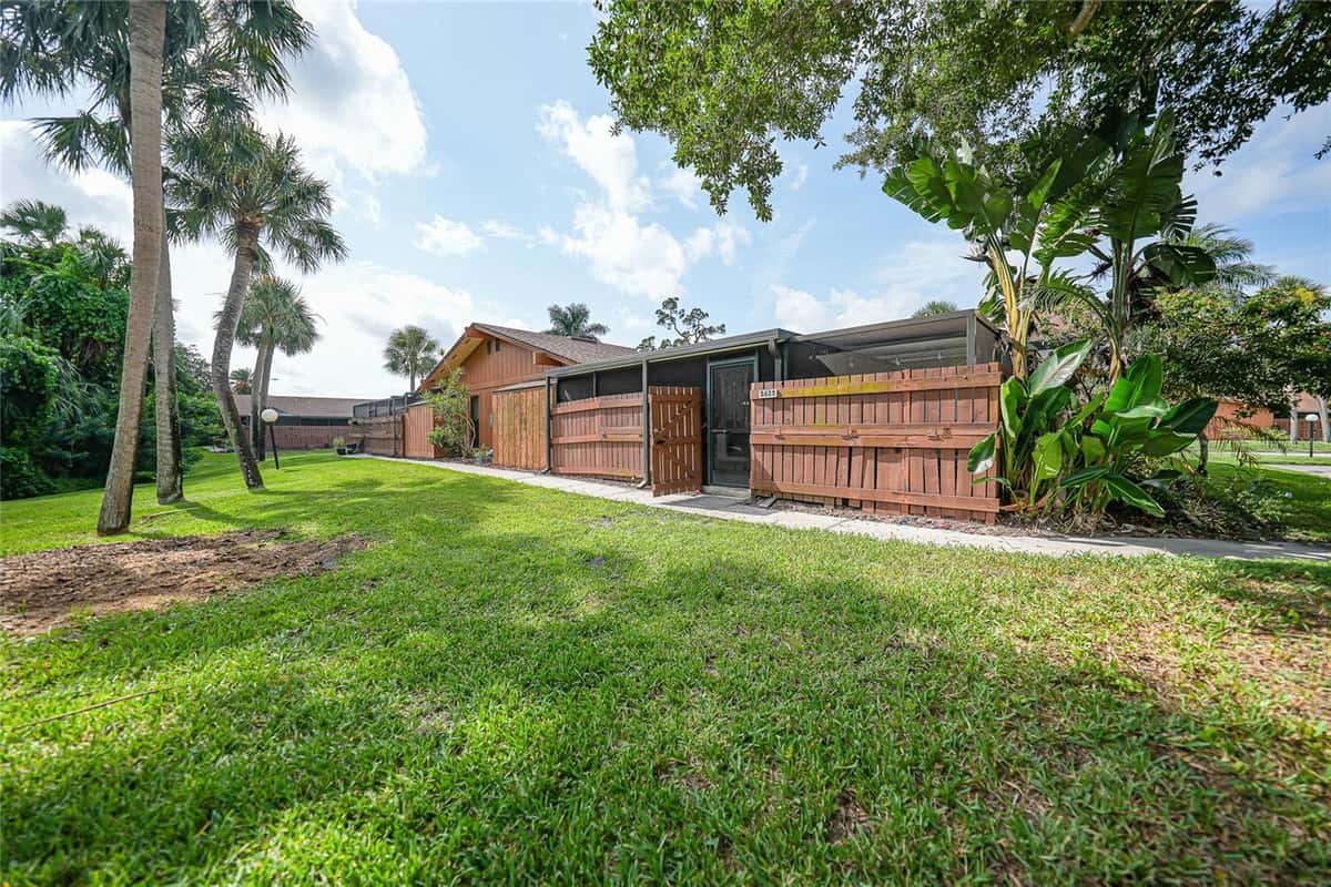 5625 FOXLAKE DRIVE