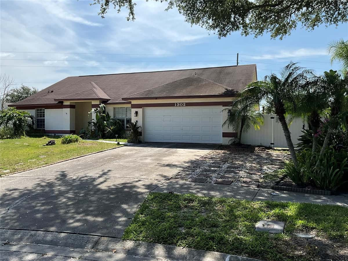 1302 NORWICK DRIVE
