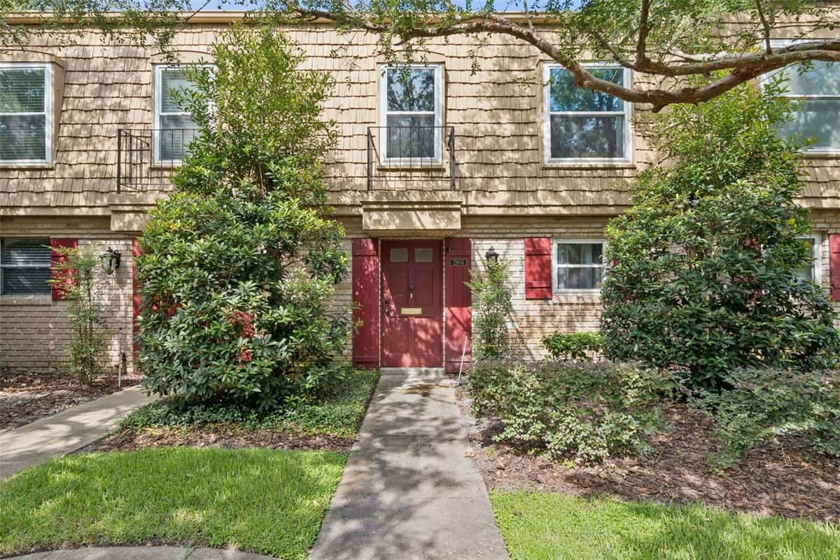 200 SAINT ANDREWS BOULEVARD