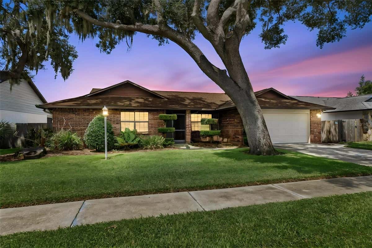 653 TIMBER POND DRIVE