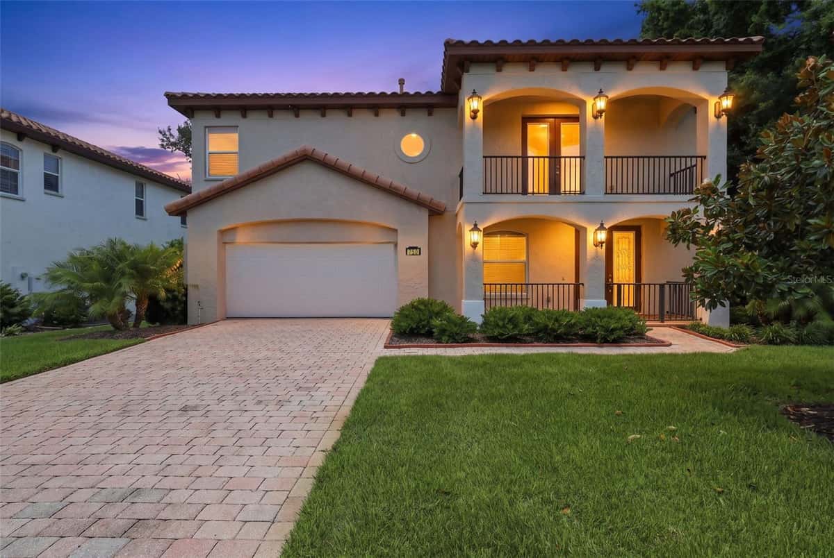 750 ONYX PARKWAY