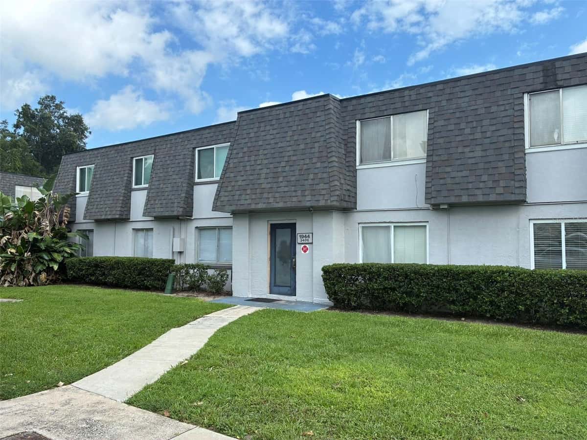 1944 CONWAY ROAD