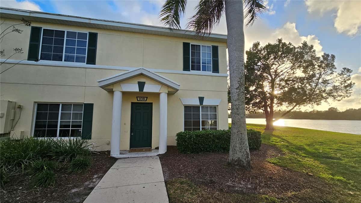 220 CAPE HARBOUR LOOP