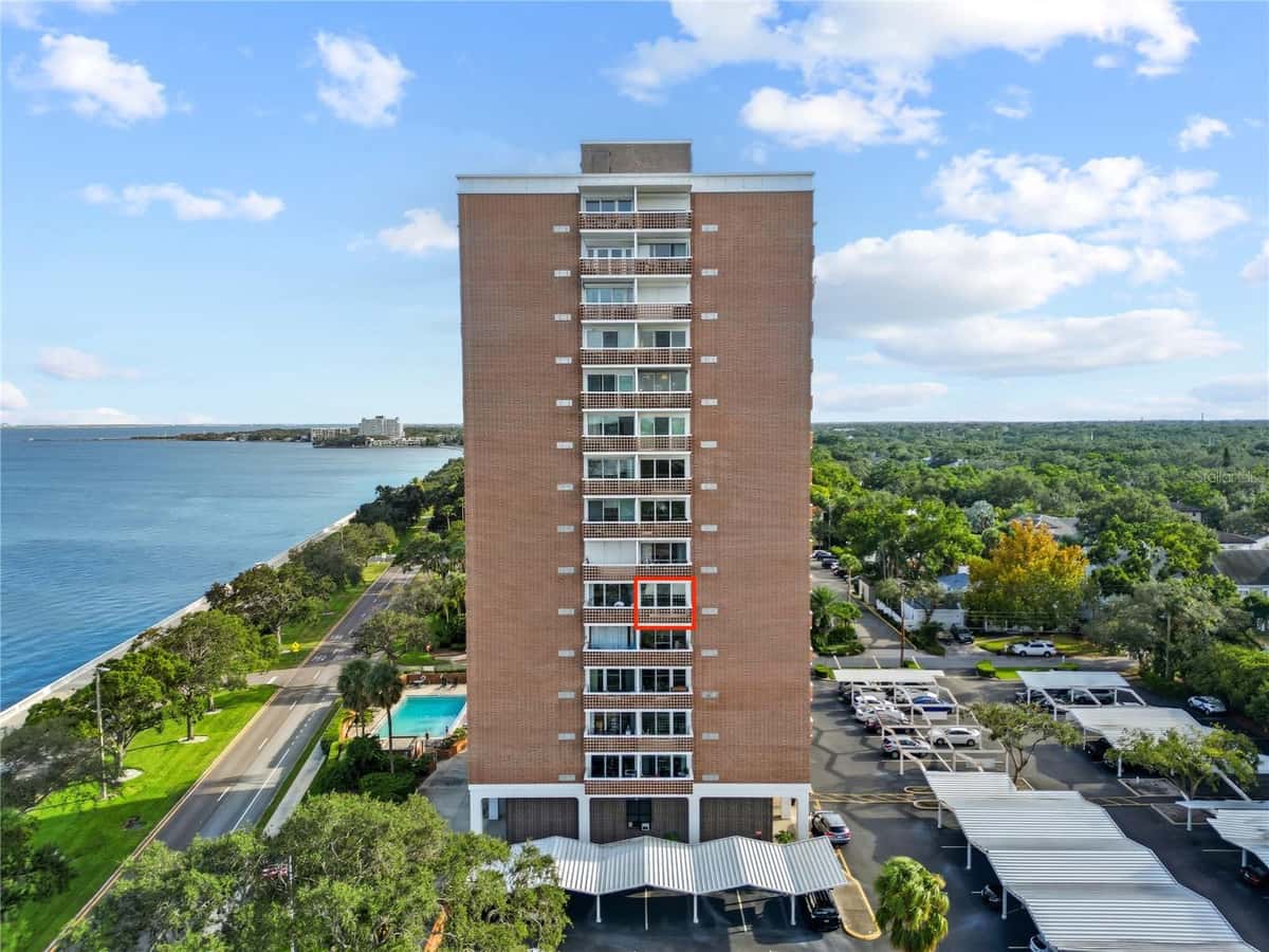 4015 BAYSHORE BOULEVARD