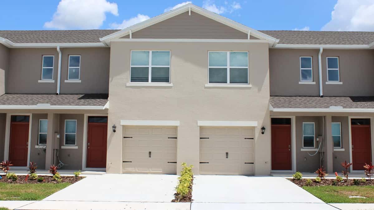 924 BUTTERSCOTCH CIRCLE
