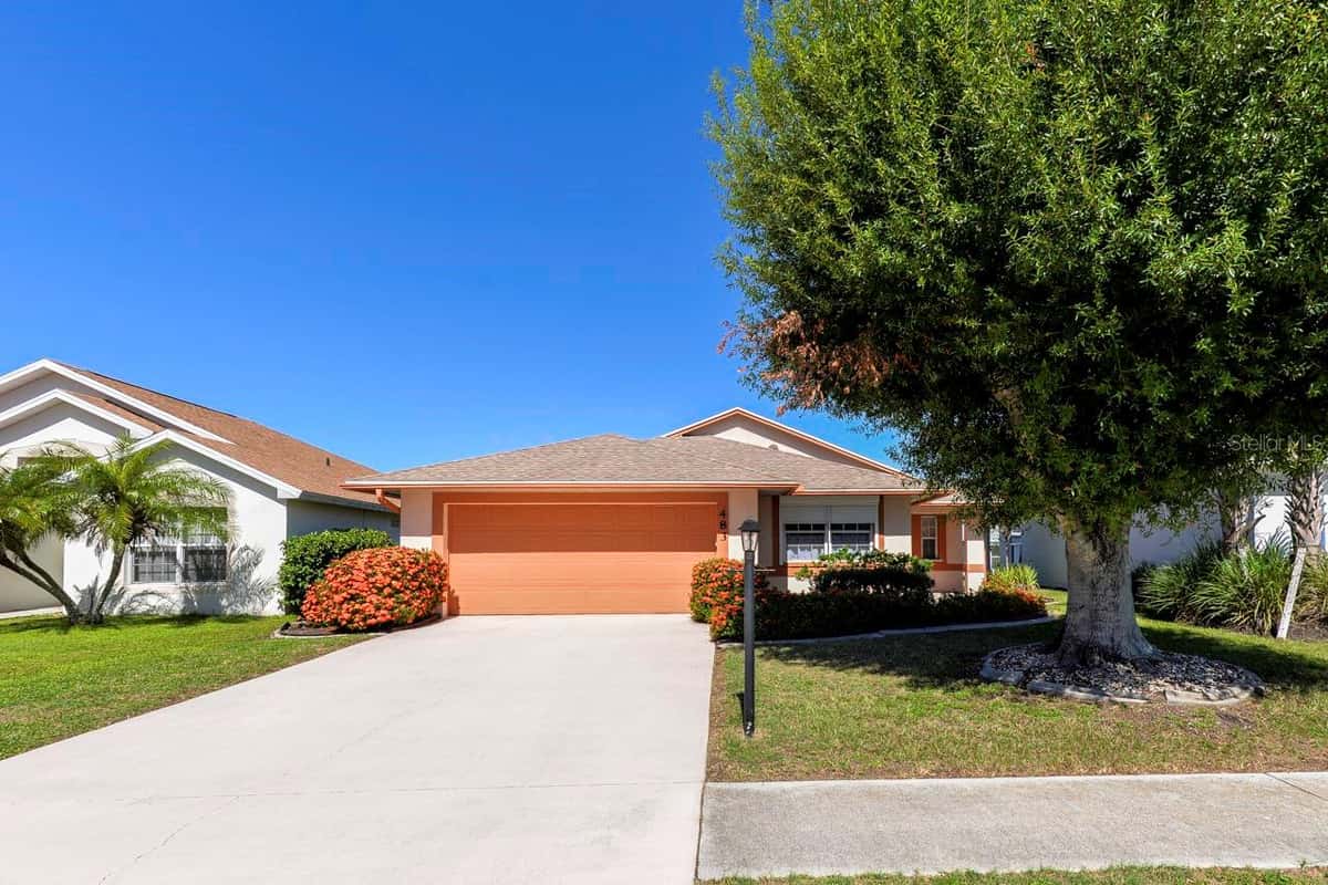 483 WINWOOD COURT