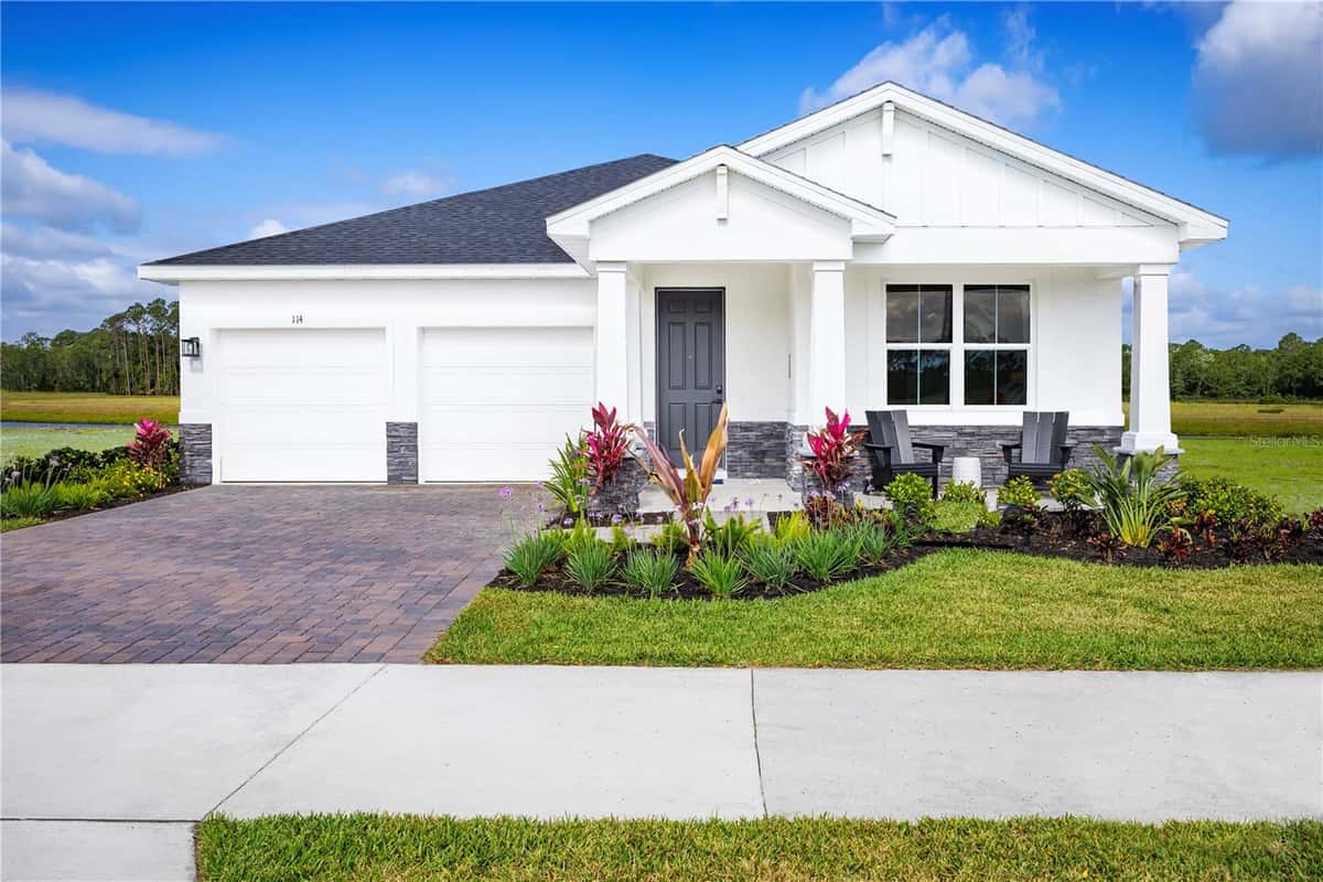 119 VENETIAN PALMS BOULEVARD