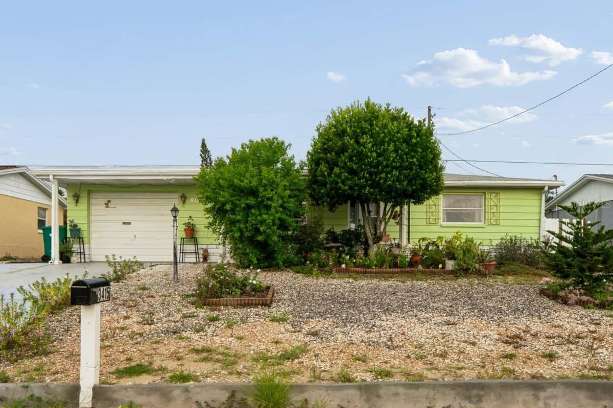 3415 CLYDESDALE DR