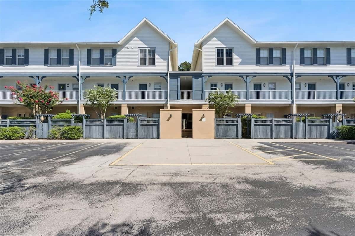 720 CELEBRATION AVENUE
