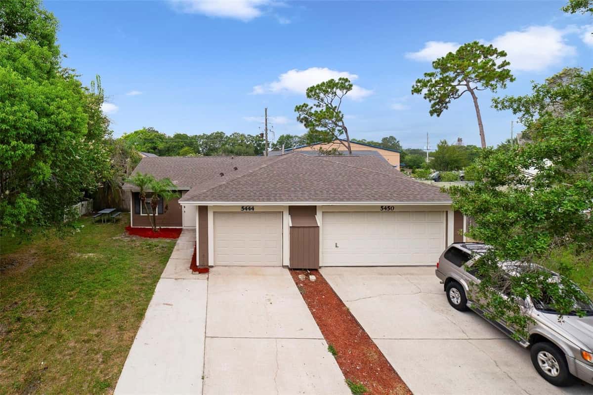 5444 PEACO PLACE