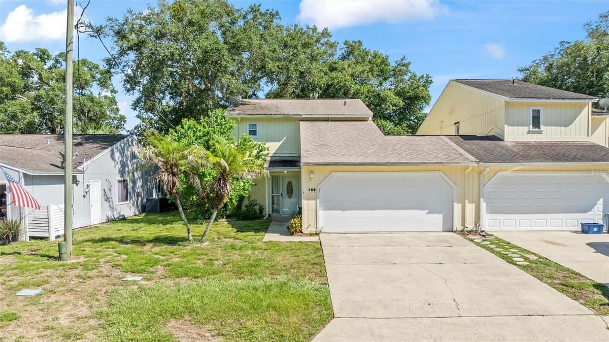 108 NORTHBROOK LANE