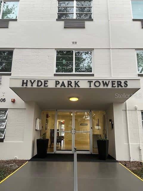 406 CEDAR AVENUE