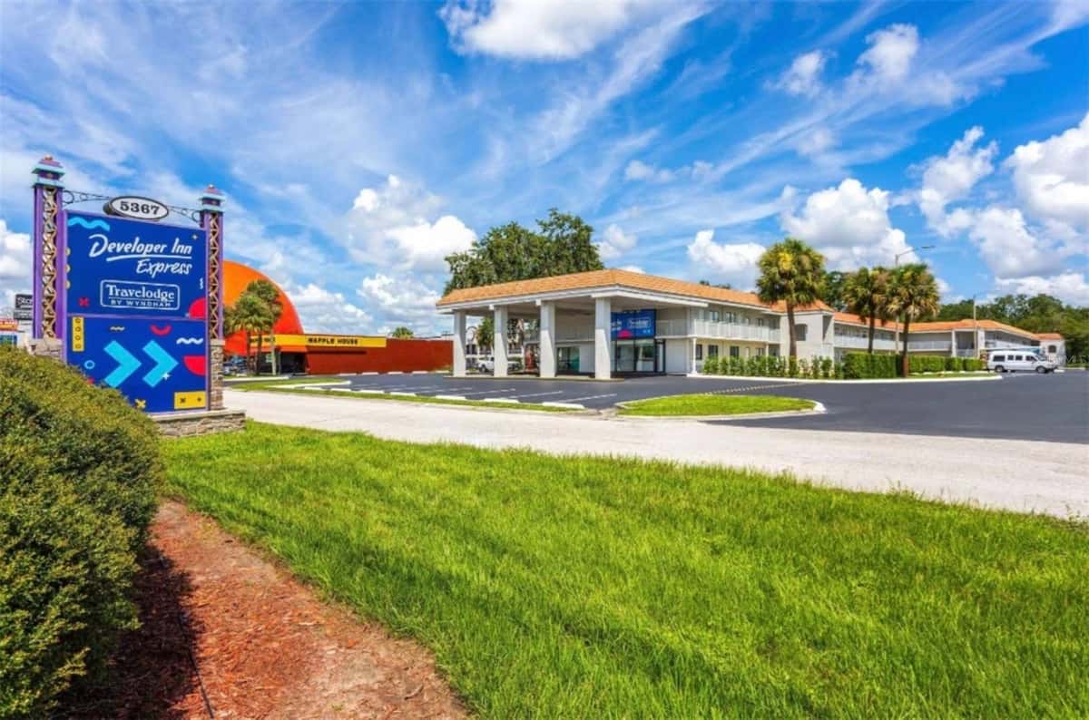 5367 W IRLO BRONSON MEMORIAL HWY