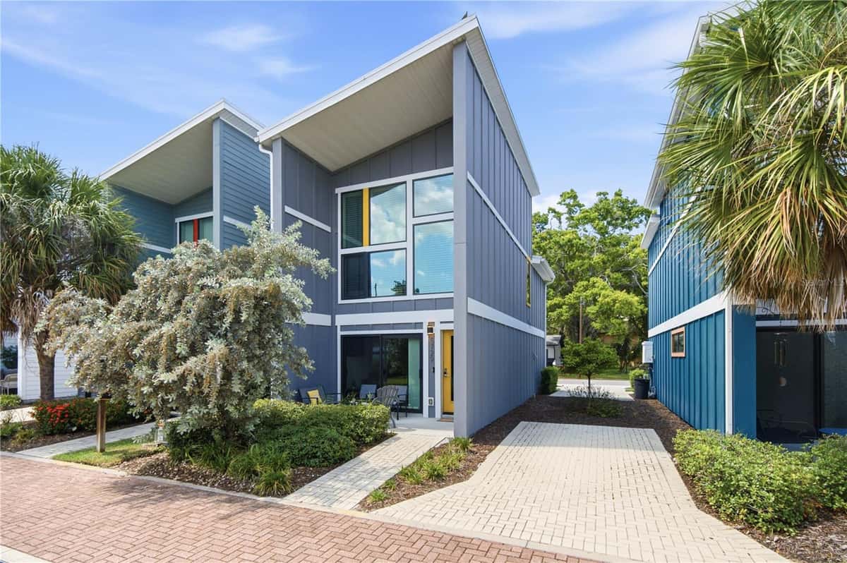 5729 75TH TERRACE