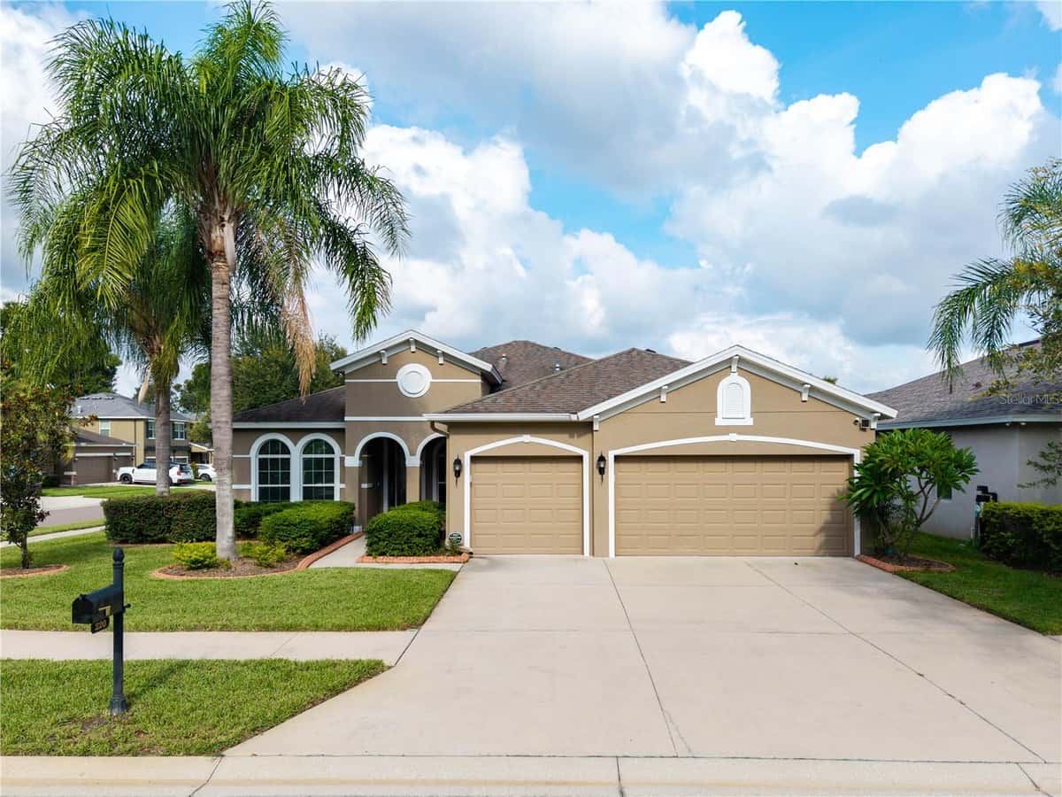220 PARSONS WOODS DRIVE