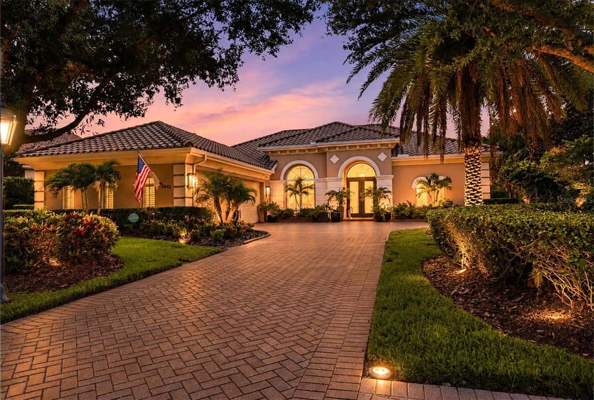 3342 FOUNDERS CLUB DRIVE