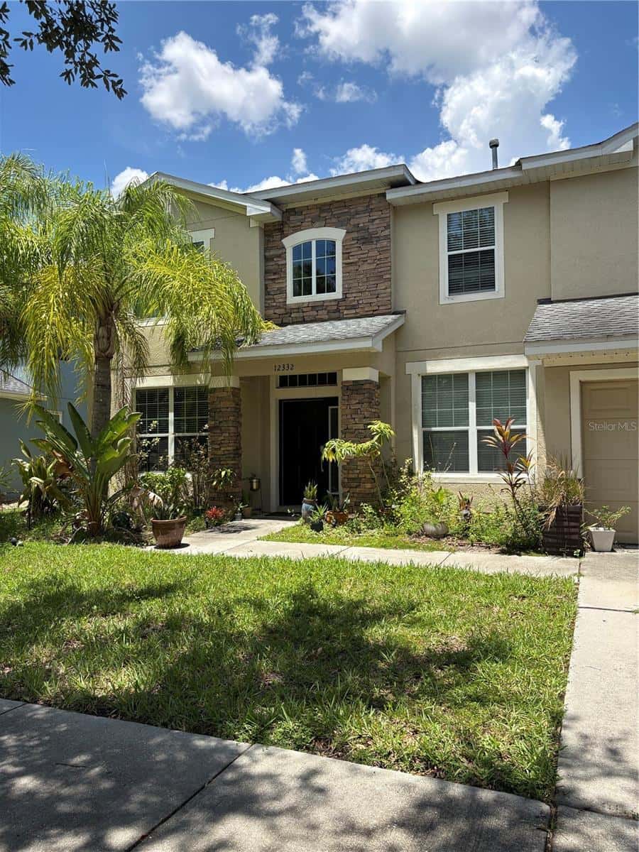 12332 BELCROFT DRIVE