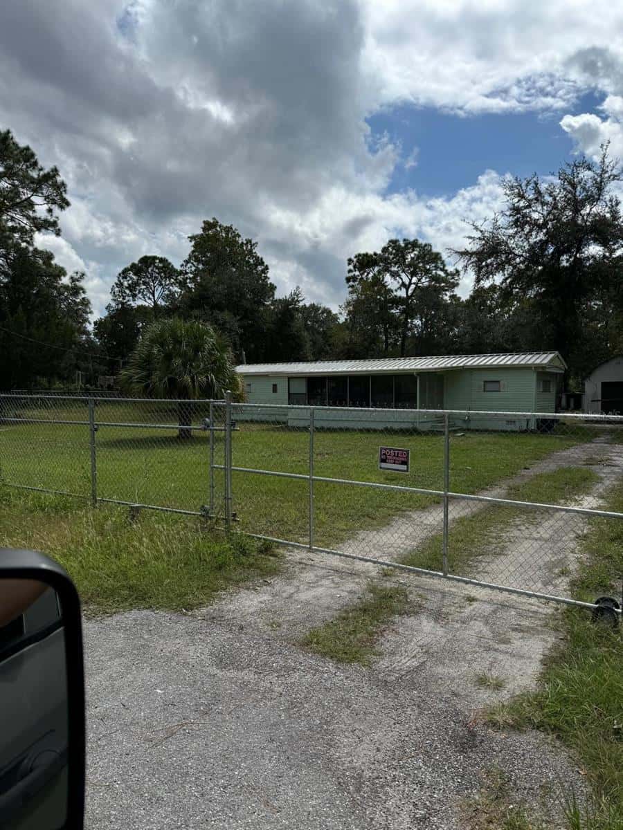 6300 LINDEN DRIVE