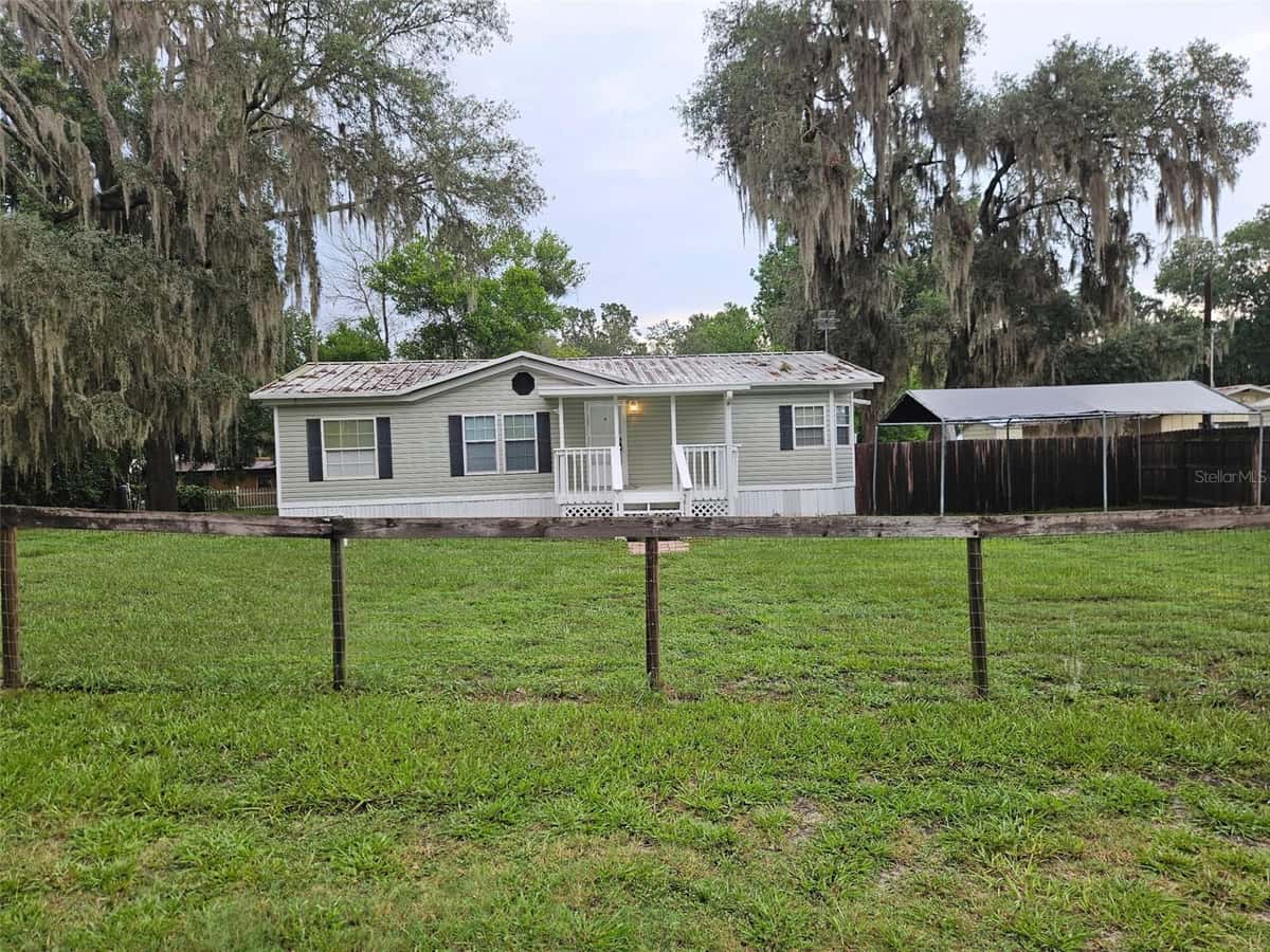 5815 TSALA APOPKA DRIVE