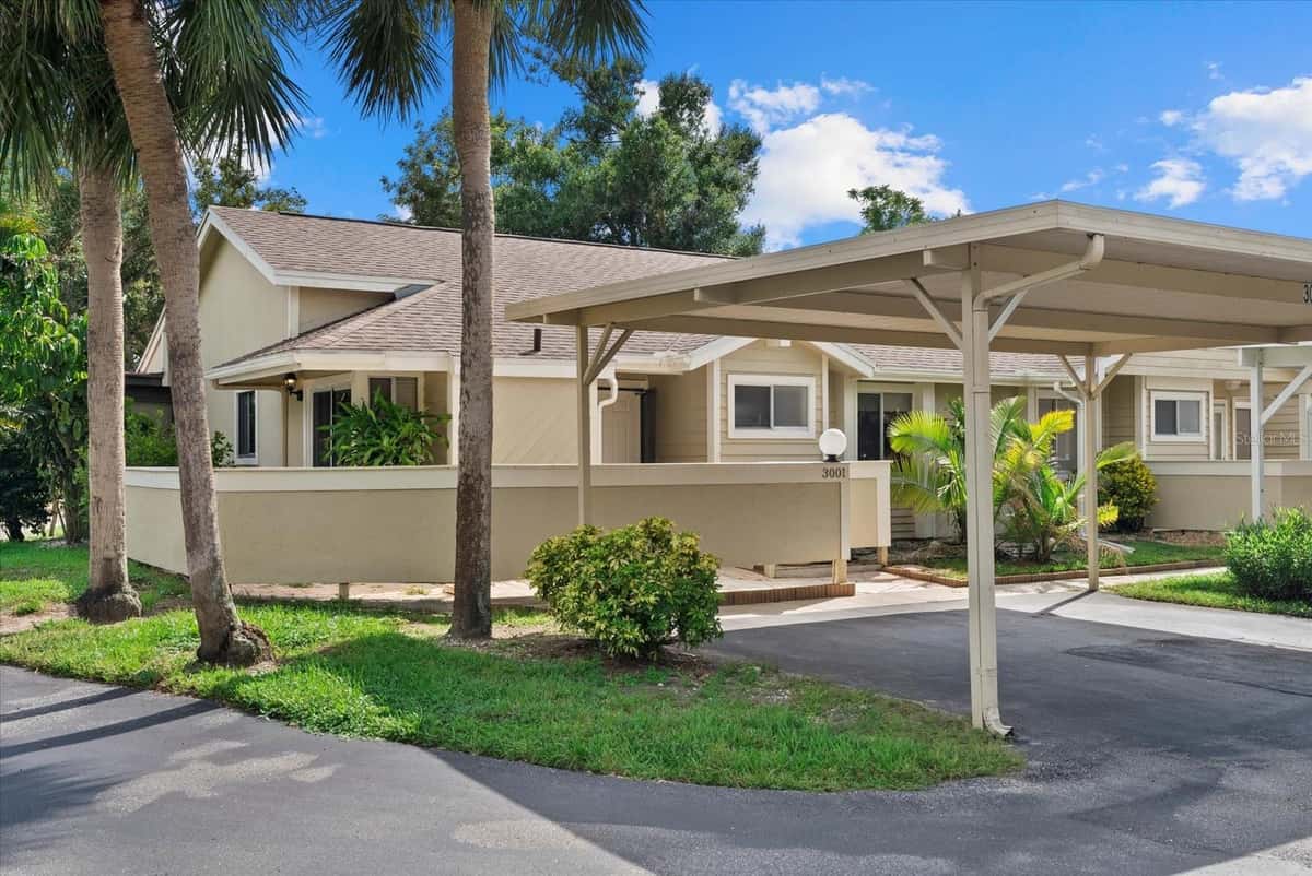 3001 SEAWIND CIRCLE