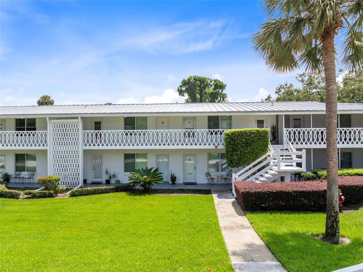 1140 ORLANDO AVENUE