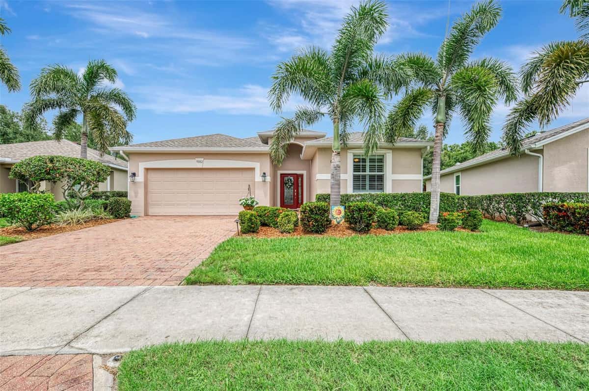 9082 COACHMAN DRIVE