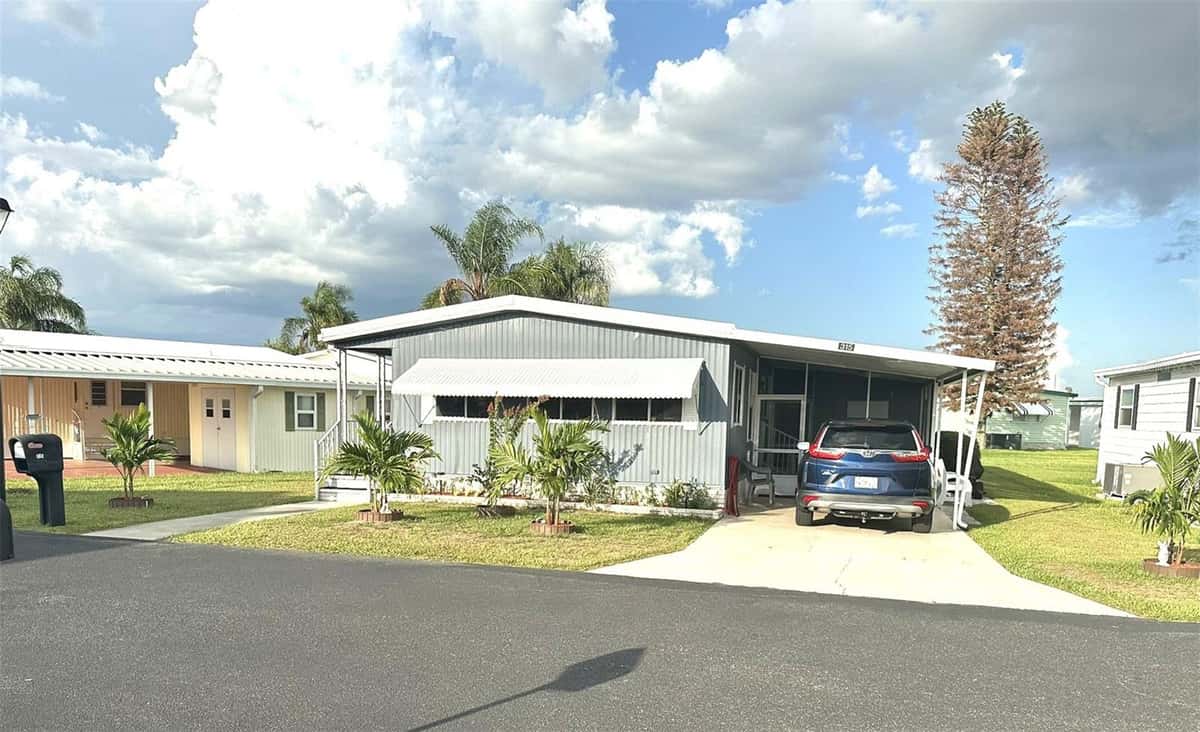 315 BEAVER LANE