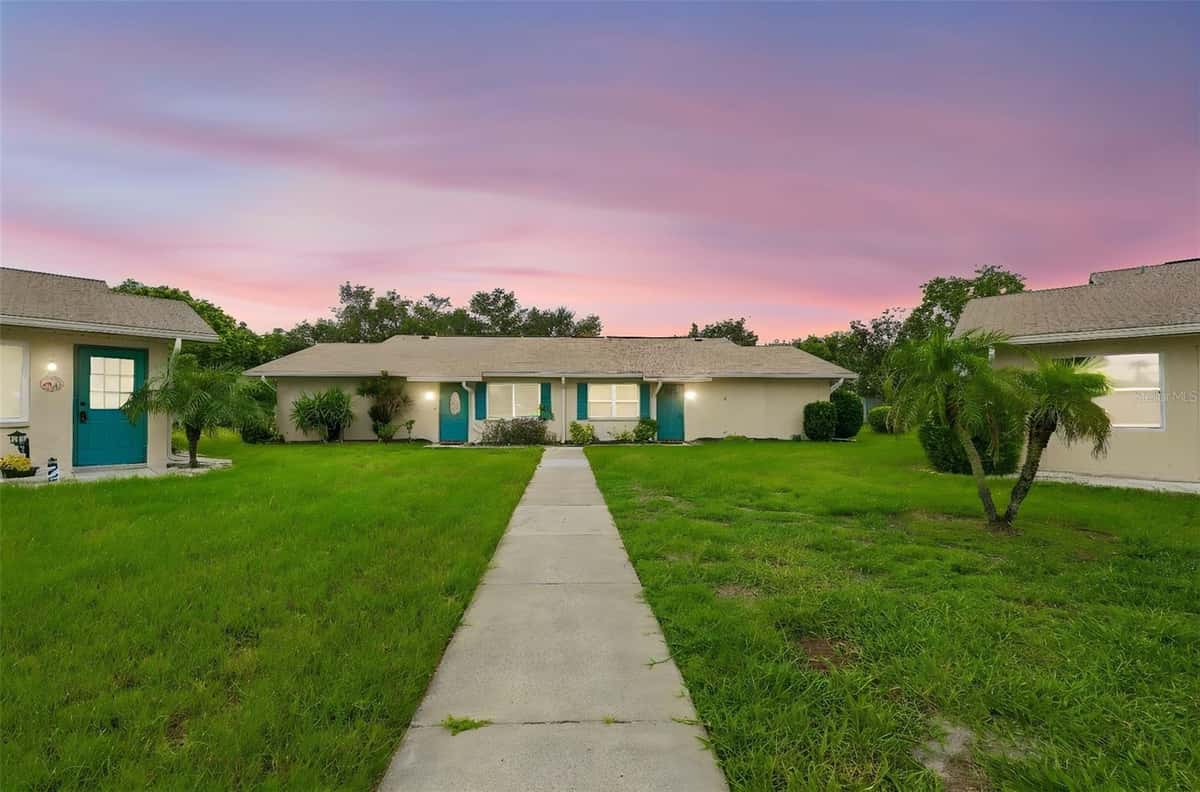 1906 CANTERBURY LANE