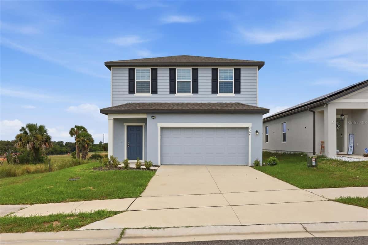 2504 PEONY PL