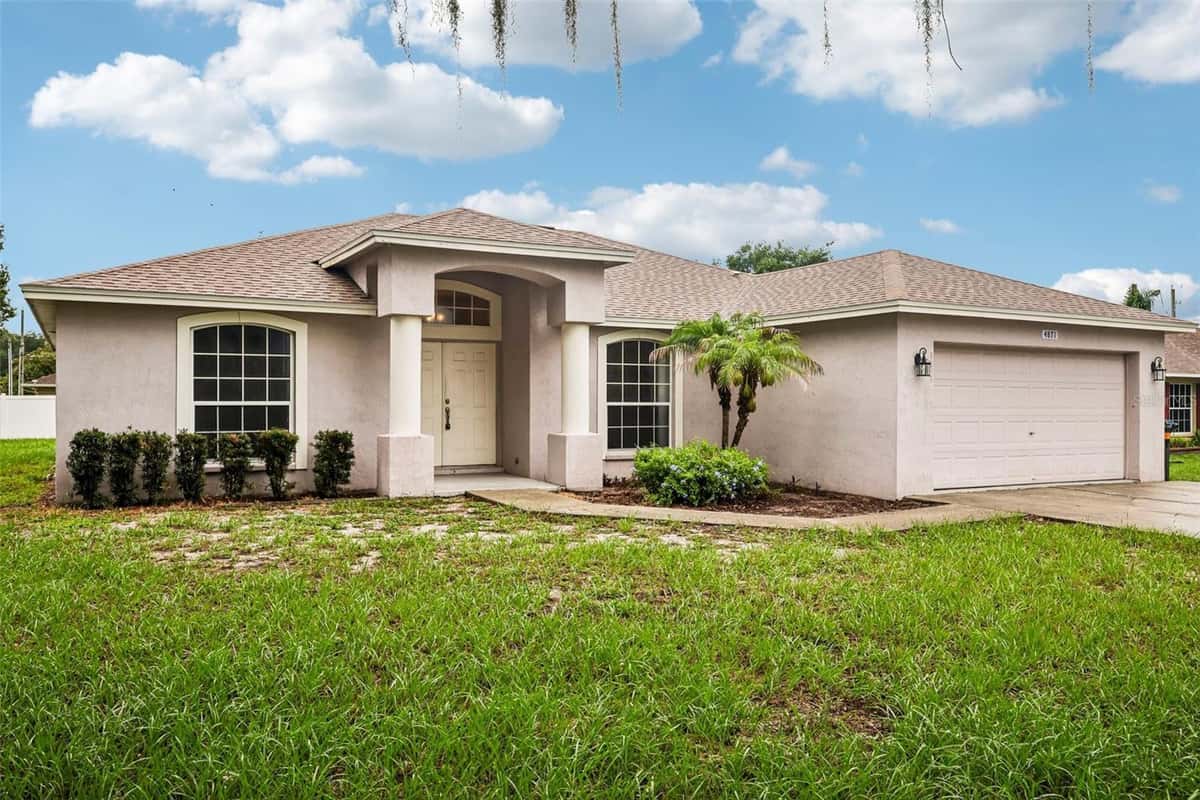 4871 CEDAR VIEW DRIVE