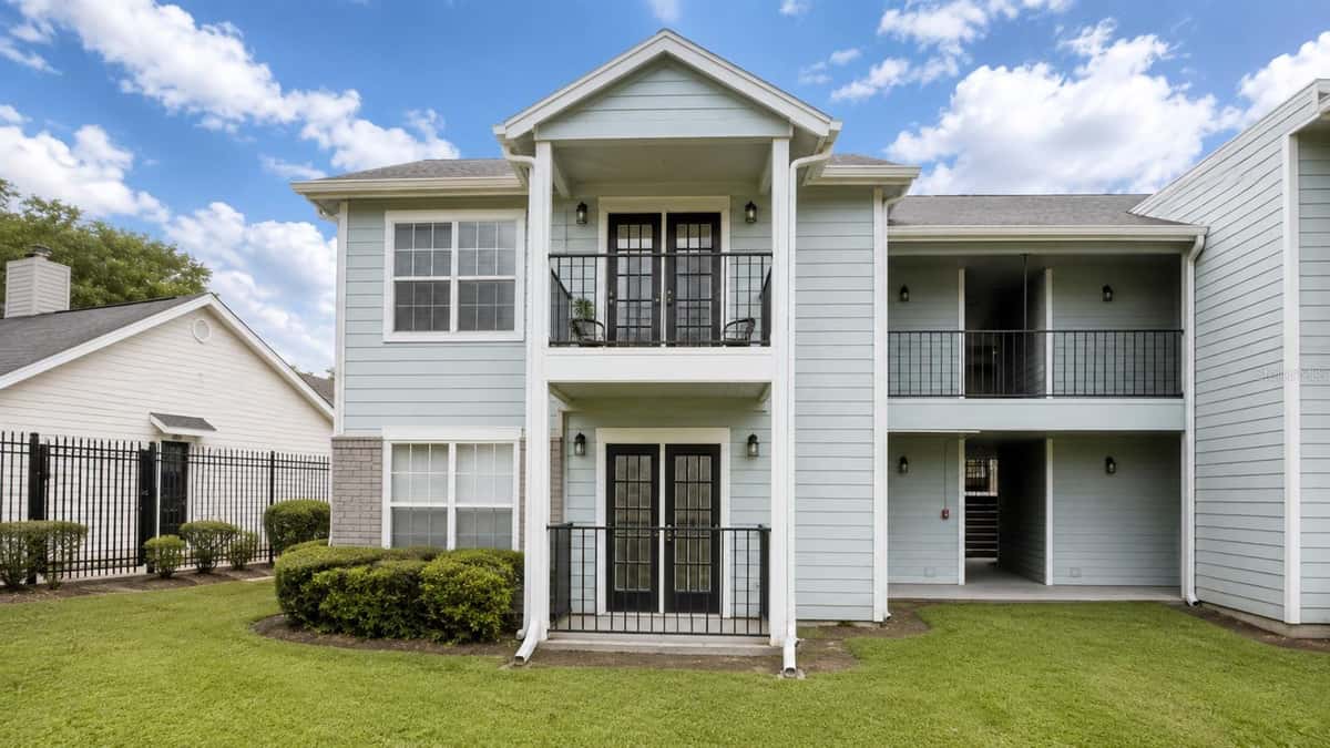 2550 ALAFAYA TRAIL