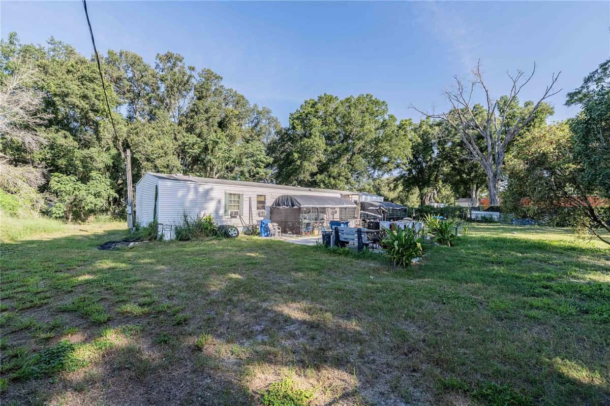 1218 CAMERON ROAD