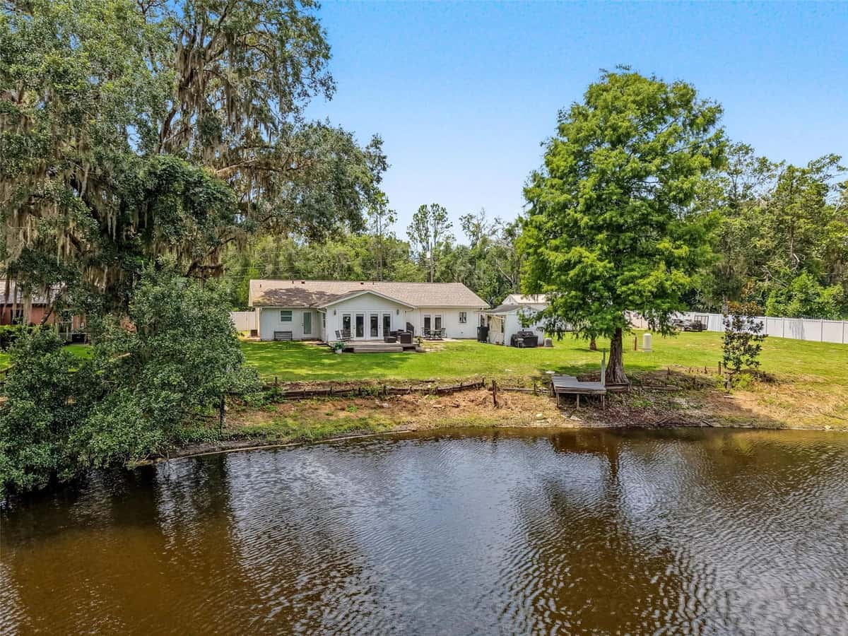 4101 GLORIA DRIVE