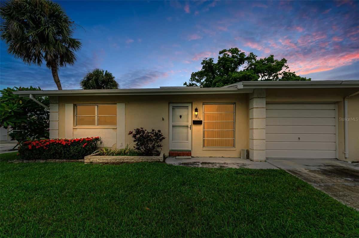 830 CAMBRIDGE COURT