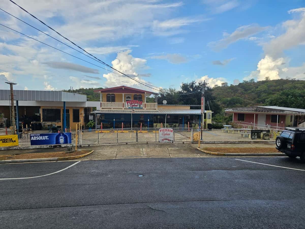 Carr. 307, Km. 5.2 BARRIO PEDERNALES